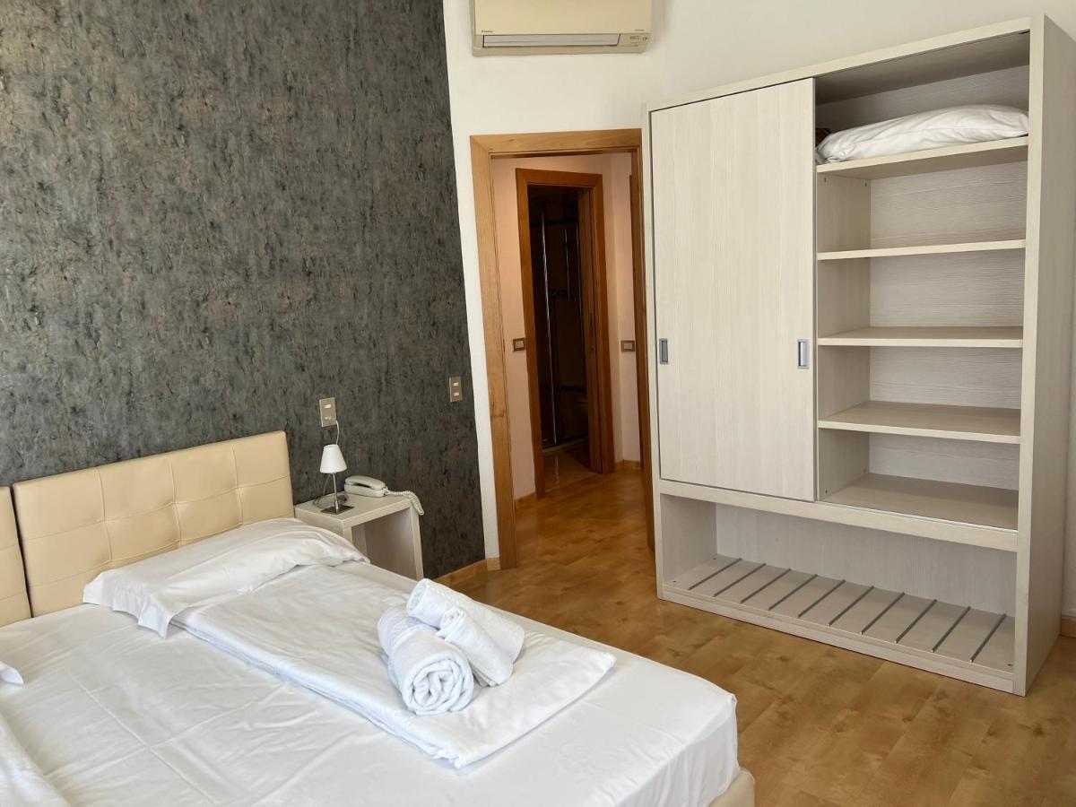 San Remo Hotel 2*