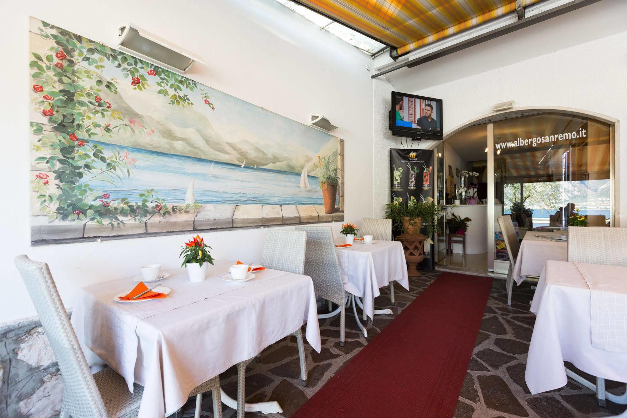 San Remo Hotel 2*
